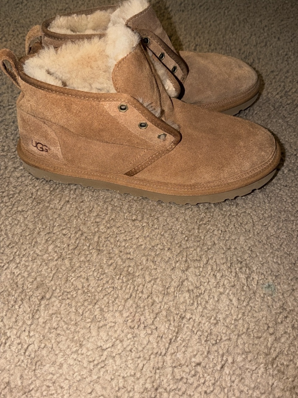 UGG Men's Chestnut Suede Shearling Chukka Boots